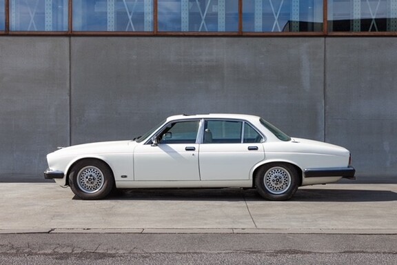 xj122.jpg