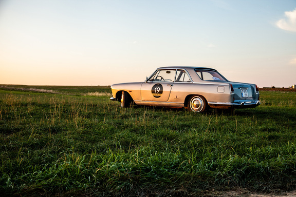 Oldtimerverhuur-wagen-lancia-flaminia-coupe-3B-2800-2.jpg