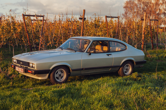 oldtimerverhuur-wagen-ford-capri-80-5.jpg