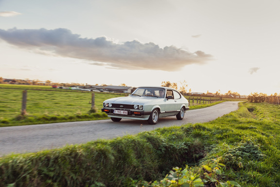 oldtimerverhuur-wagen-ford-capri-80-2.jpg