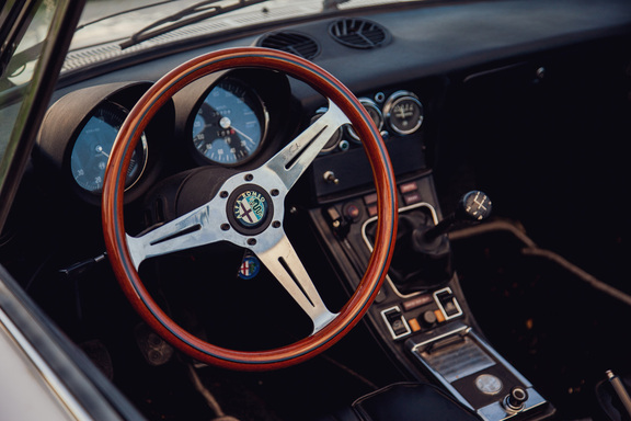 oldtimerverhuur-wagen-alfaromeo-spider-77-9.jpg