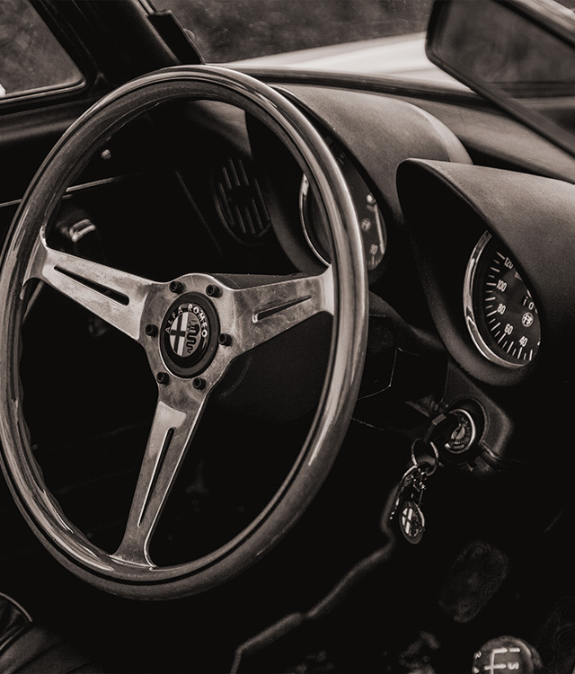 alfa-romeo-spider-intro-2.jpg