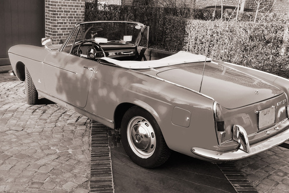 oldtimerverhuur-fiat-1500-spider.jpg