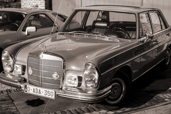 oldtimerverhuur-mercedes-250-se.jpg